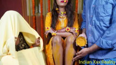 India Xxxx बेंगाली कामुक भाभी की थ्