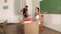 Lola lynn nurse in leather hand job