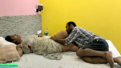 P Xxx भाभी का हाथ लगते ही लण्ड त