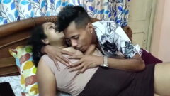 Videoxxxx सेक्सी मेड की चूत चुदाई क
