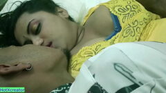 Www.Sex Video देसी भाभी को कुतिया बनके